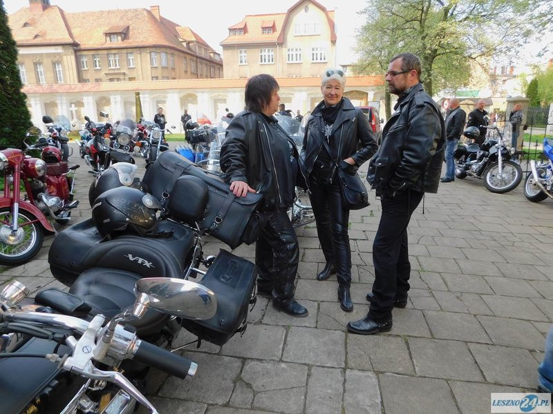 Poświęcili motocykle i ruszyli w trasę (zdjęcia)