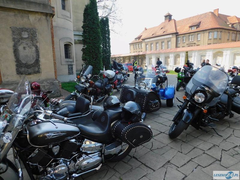 Poświęcili motocykle i ruszyli w trasę (zdjęcia)