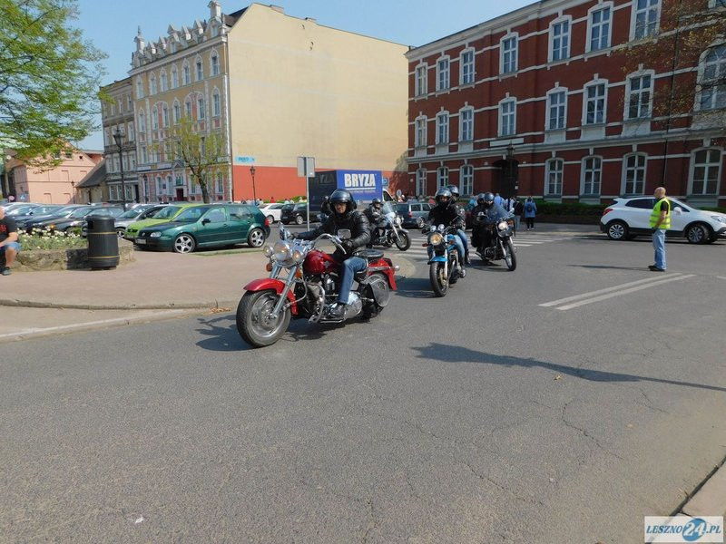 Poświęcili motocykle i ruszyli w trasę (zdjęcia)