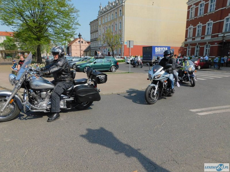 Poświęcili motocykle i ruszyli w trasę (zdjęcia)