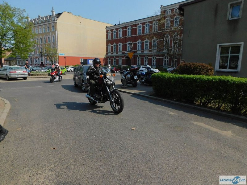 Poświęcili motocykle i ruszyli w trasę (zdjęcia)