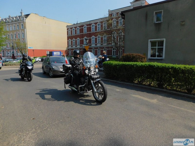 Poświęcili motocykle i ruszyli w trasę (zdjęcia)