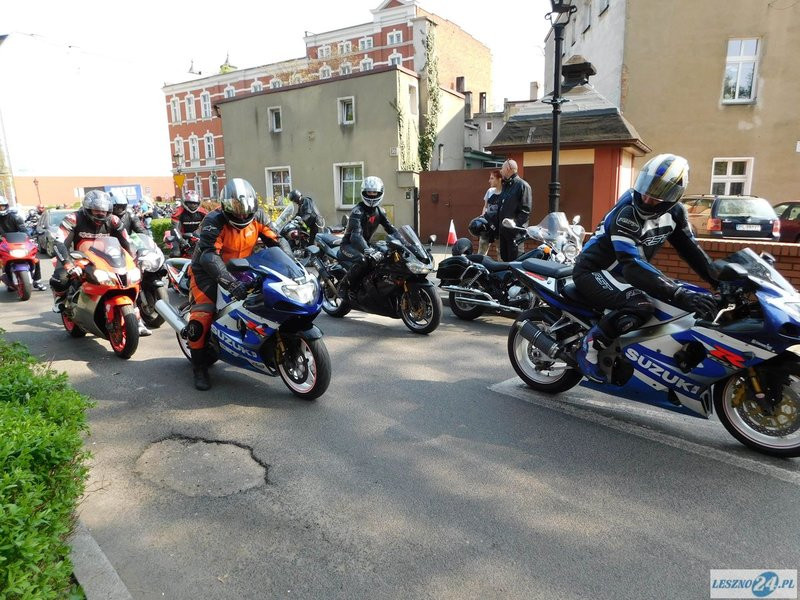 Poświęcili motocykle i ruszyli w trasę (zdjęcia)