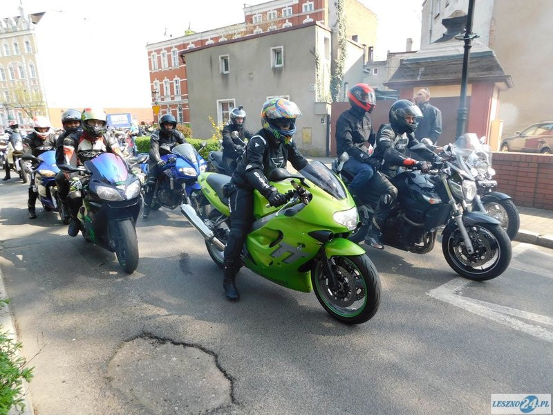 Poświęcili motocykle i ruszyli w trasę (zdjęcia)