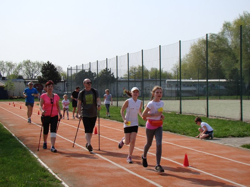 Biegali dla Małgosi (zdjęcia)