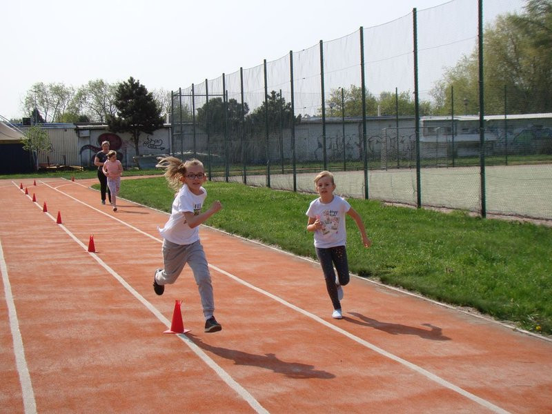 Biegali dla Małgosi (zdjęcia)