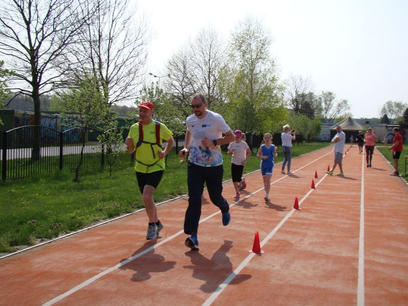 Biegali dla Małgosi (zdjęcia)