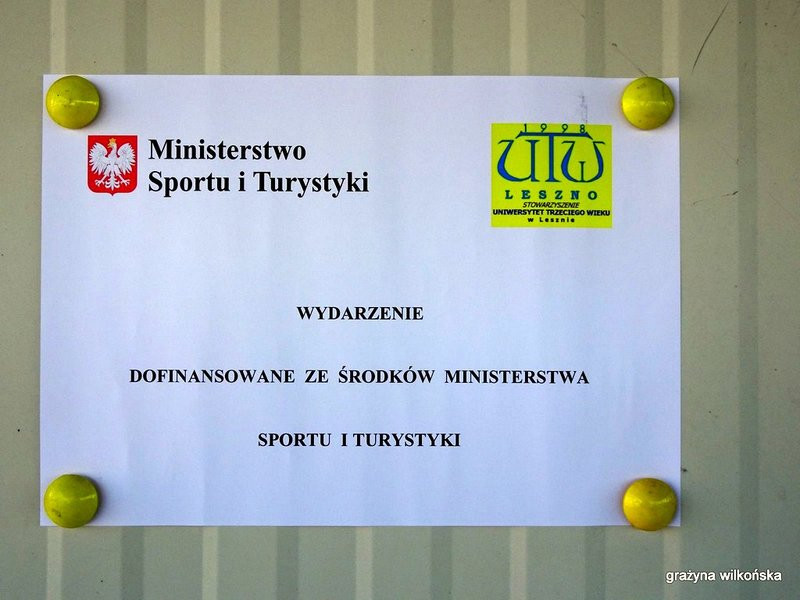 Seniorzy na bulodromie (zdjęcia)