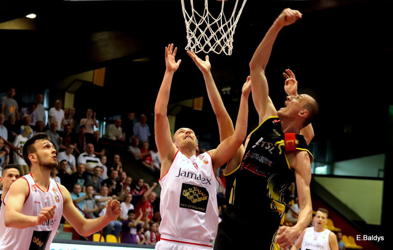 Sokół prowadzi 1:0! (zdjęcia)