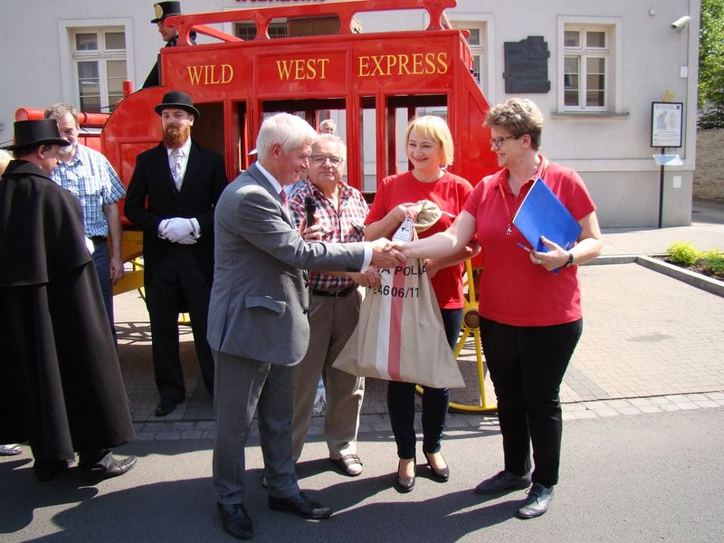 Listy w dyliżansie (zdjęcia)