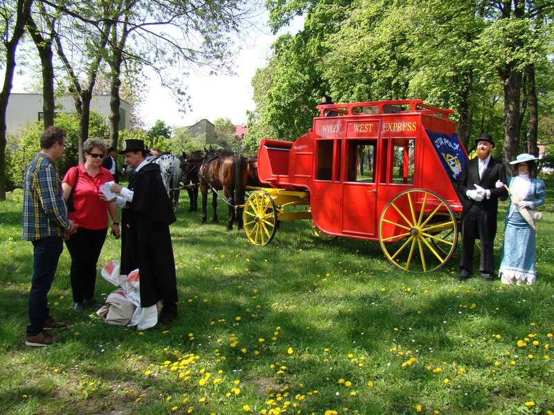 Listy w dyliżansie (zdjęcia)