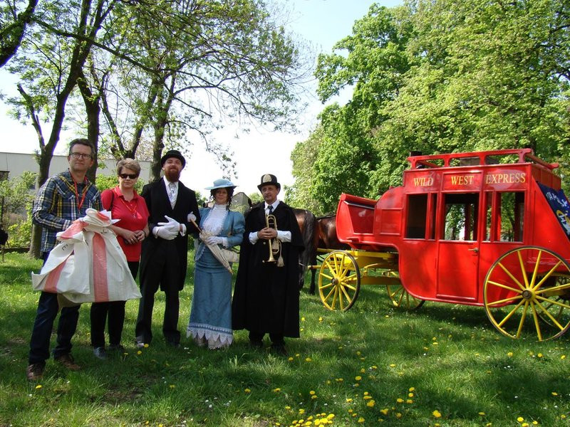 Listy w dyliżansie (zdjęcia)