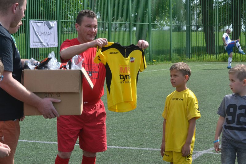 Turniej piłkarski w Krzemieniewie (zdjęcia)