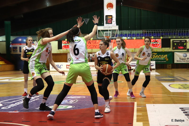 Porażka na inaugurację (zdjęcia)