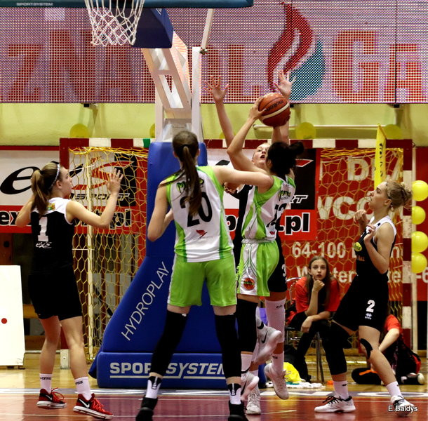 Porażka na inaugurację (zdjęcia)