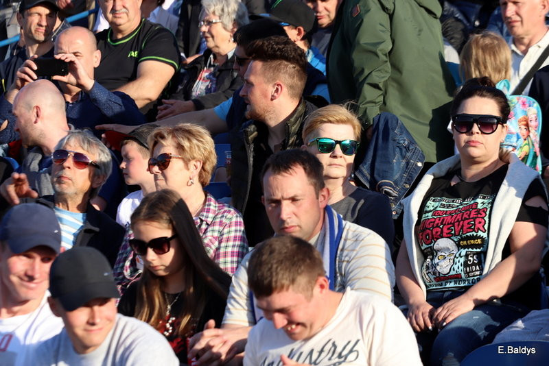 Kibice na meczu Leszno-Częstochowa