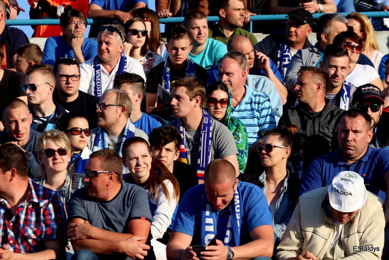 Kibice na meczu Leszno-Częstochowa