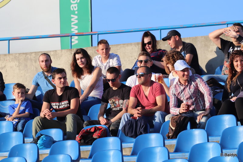 Kibice na meczu Leszno-Częstochowa