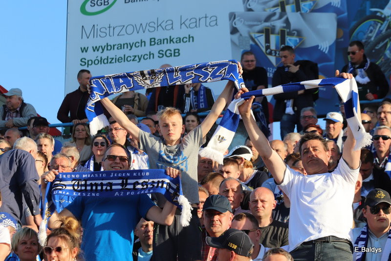 Kibice na meczu Leszno-Częstochowa