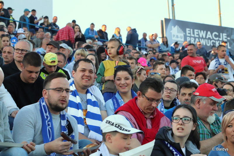 Kibice na meczu Leszno-Częstochowa