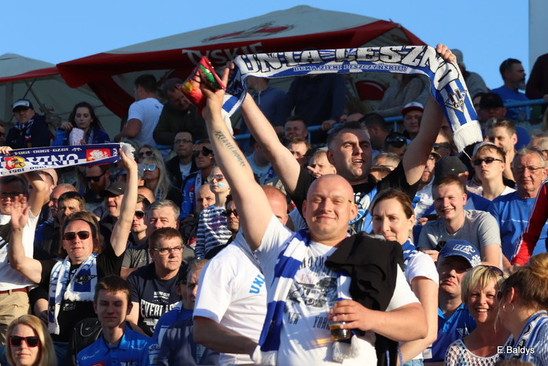 Kibice na meczu Leszno-Częstochowa