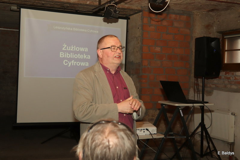 W bibliotece o żużlu (zdjęcia)