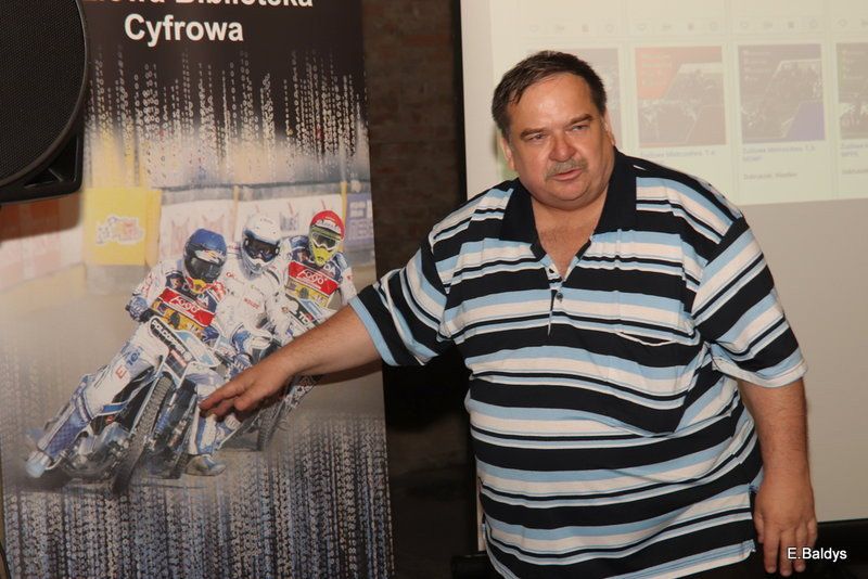 W bibliotece o żużlu (zdjęcia)