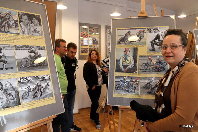 W bibliotece o żużlu (zdjęcia)