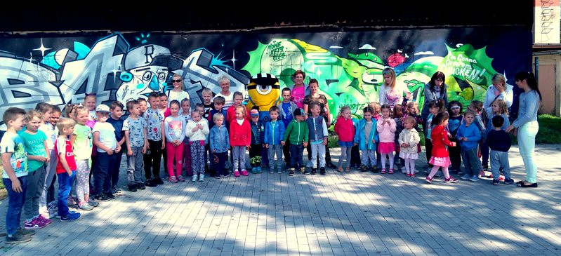 Studenci przedszkolakom (zdjęcia)