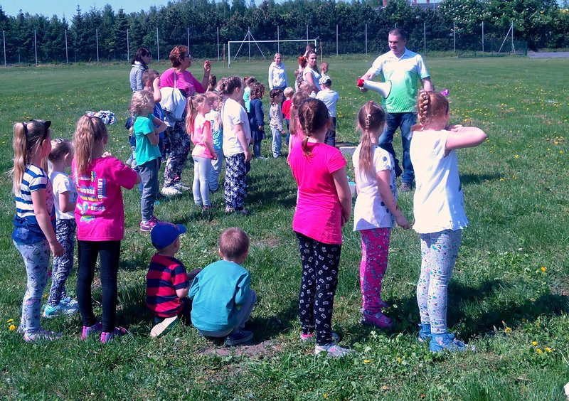 Studenci przedszkolakom (zdjęcia)