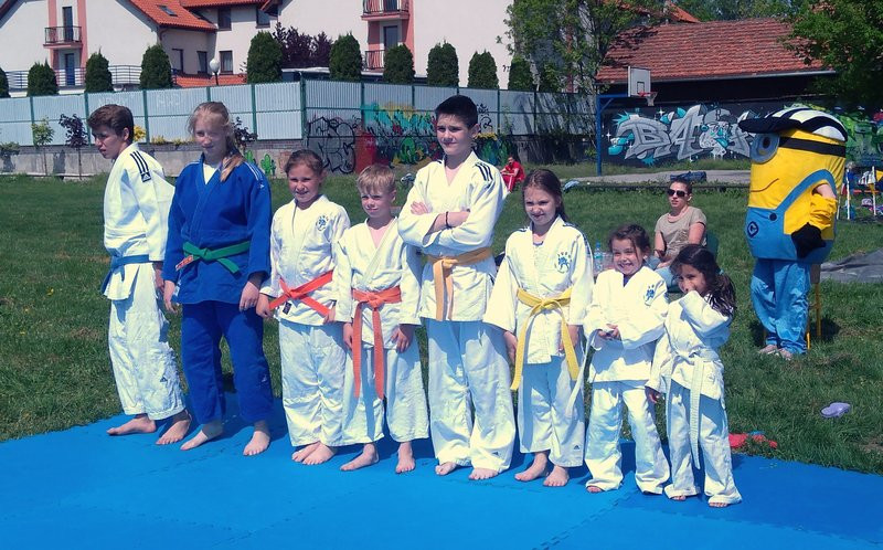 Studenci przedszkolakom (zdjęcia)