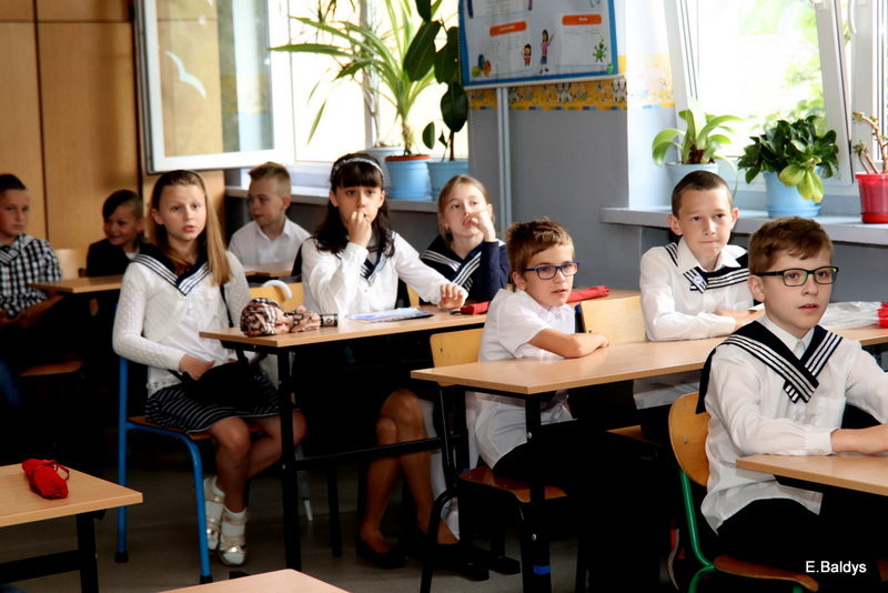 SP 2 w Lesznie obchodziła swoje święto (zdjęcia)