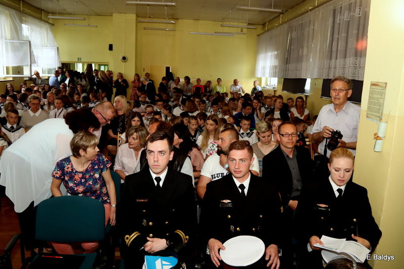 SP 2 w Lesznie obchodziła swoje święto (zdjęcia)