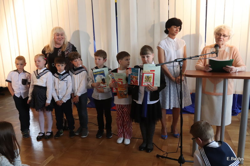 SP 2 w Lesznie obchodziła swoje święto (zdjęcia)