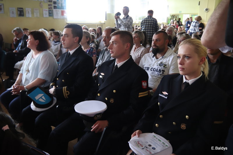 SP 2 w Lesznie obchodziła swoje święto (zdjęcia)