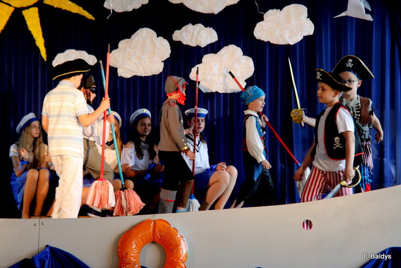 SP 2 w Lesznie obchodziła swoje święto (zdjęcia)