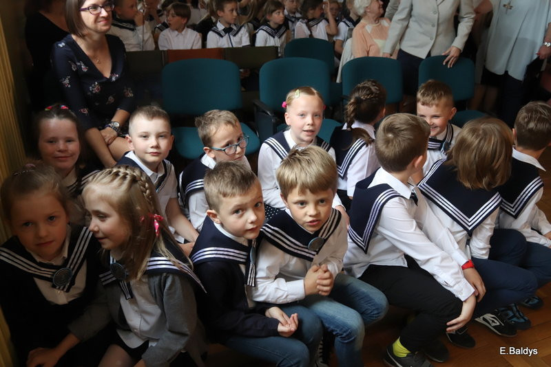 SP 2 w Lesznie obchodziła swoje święto (zdjęcia)