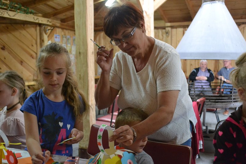 Zajęcia rękodzieła w Kociugach (zdjęcia)