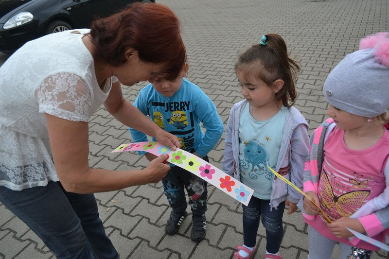 W Belęcinie dzieci robiły zakładki (zdjęcia)