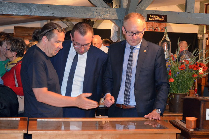 Woda życia w Galerii 1001 Drobiazgów (zdjęcia)