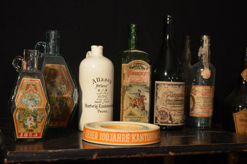 Woda życia w Galerii 1001 Drobiazgów (zdjęcia)