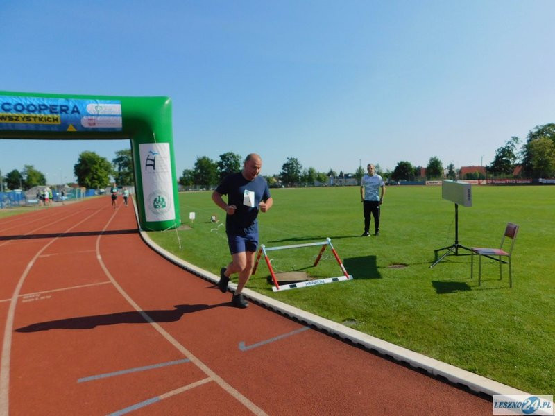 Trwa Test Coopera (kilka zdjęć)