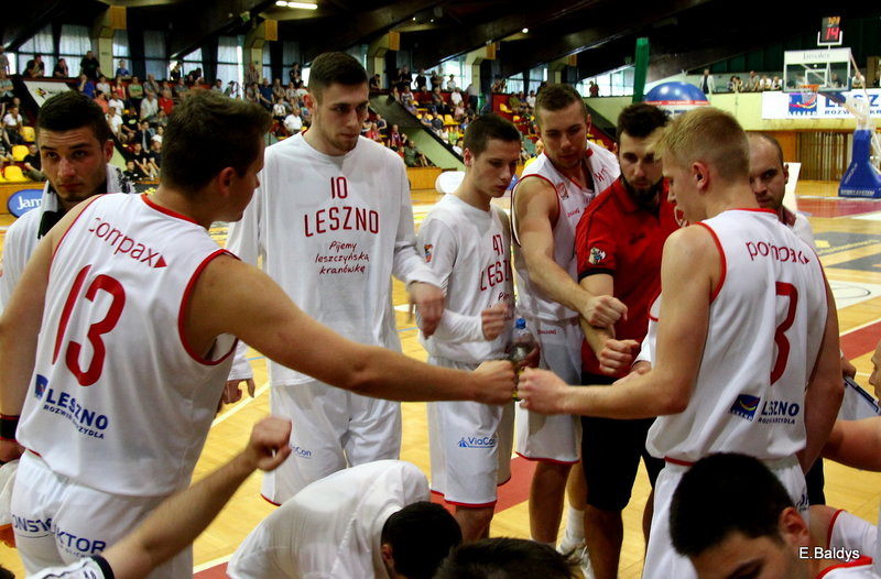 Historyczny brąz Polonii! (zdjęcia)