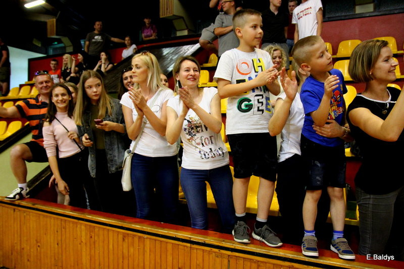 Historyczny brąz Polonii! (zdjęcia)