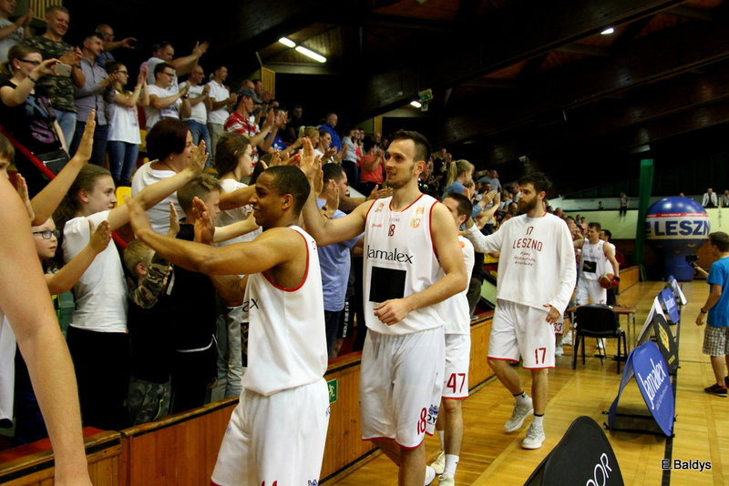 Historyczny brąz Polonii! (zdjęcia)