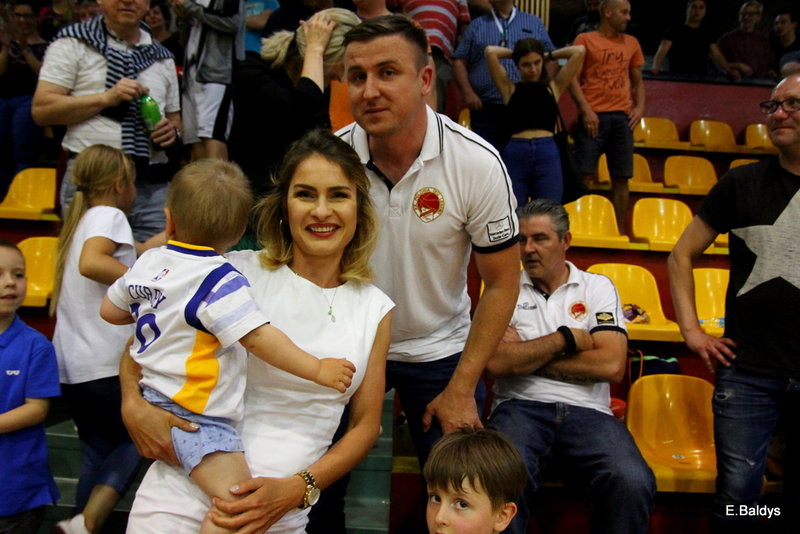 Historyczny brąz Polonii! (zdjęcia)