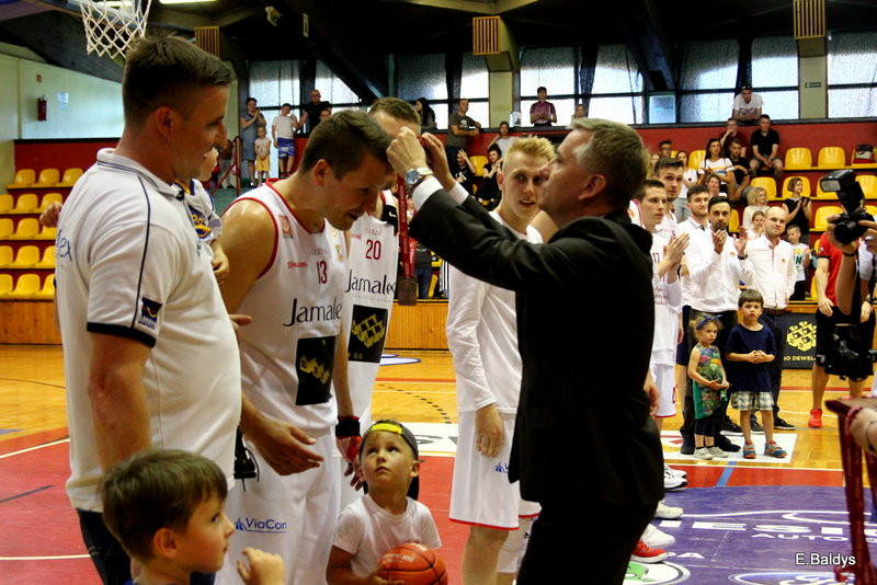 Historyczny brąz Polonii! (zdjęcia)