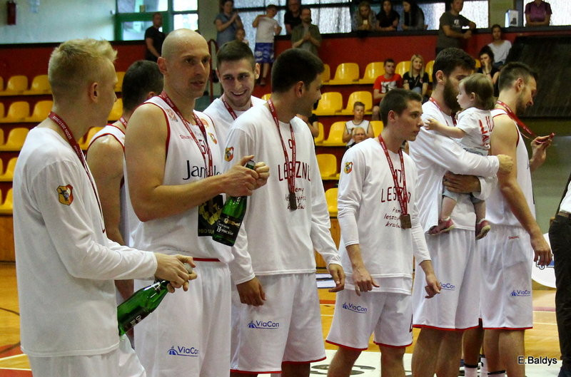 Historyczny brąz Polonii! (zdjęcia)