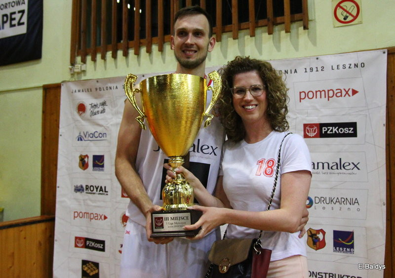 Historyczny brąz Polonii! (zdjęcia)