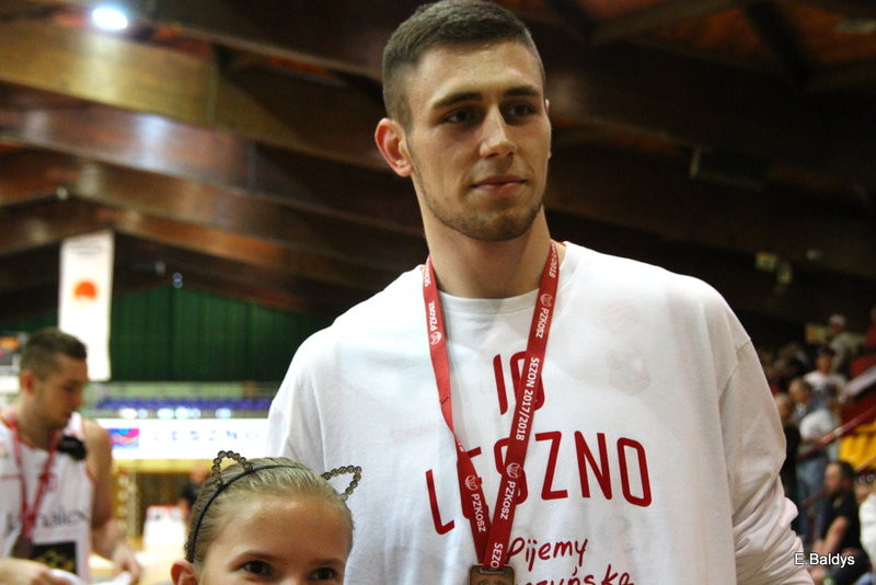 Historyczny brąz Polonii! (zdjęcia)